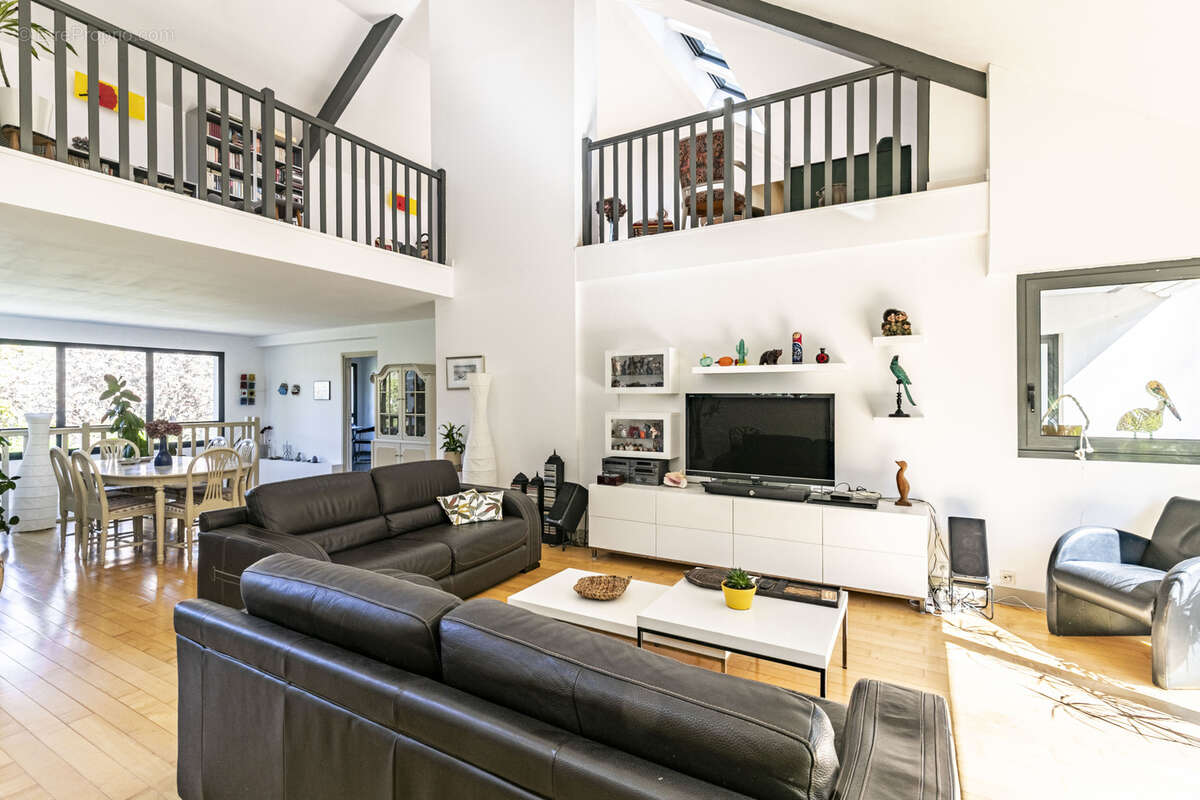 Maison moderne l'étang-la-ville - photo 3