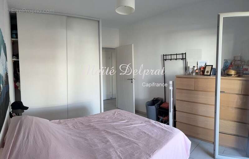 Appartement à COURTHEZON