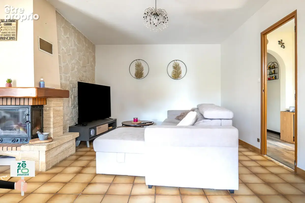 Maison de plain-pied 129 m2   3 chambres   Terrain 1 380 m2 - Classe C - photo 4