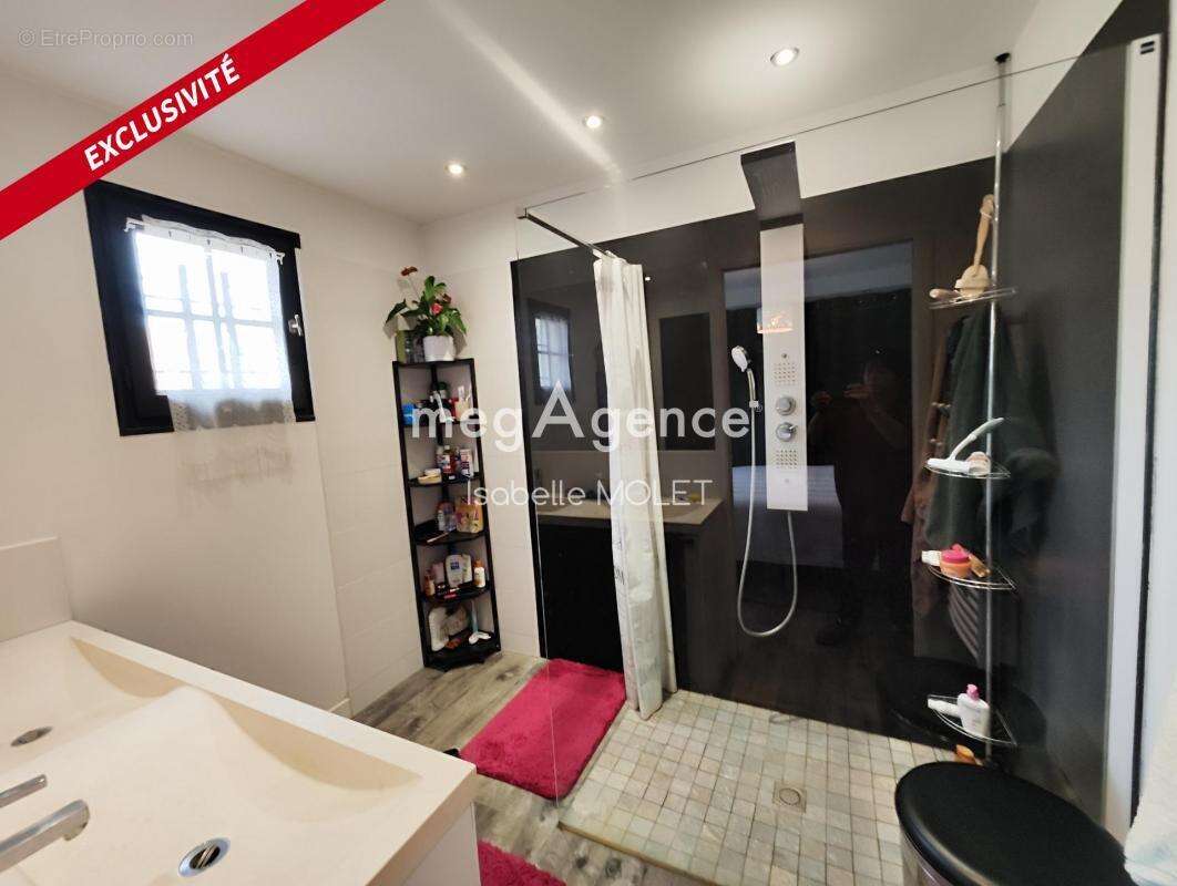 Maison à SIVRY-COURTRY