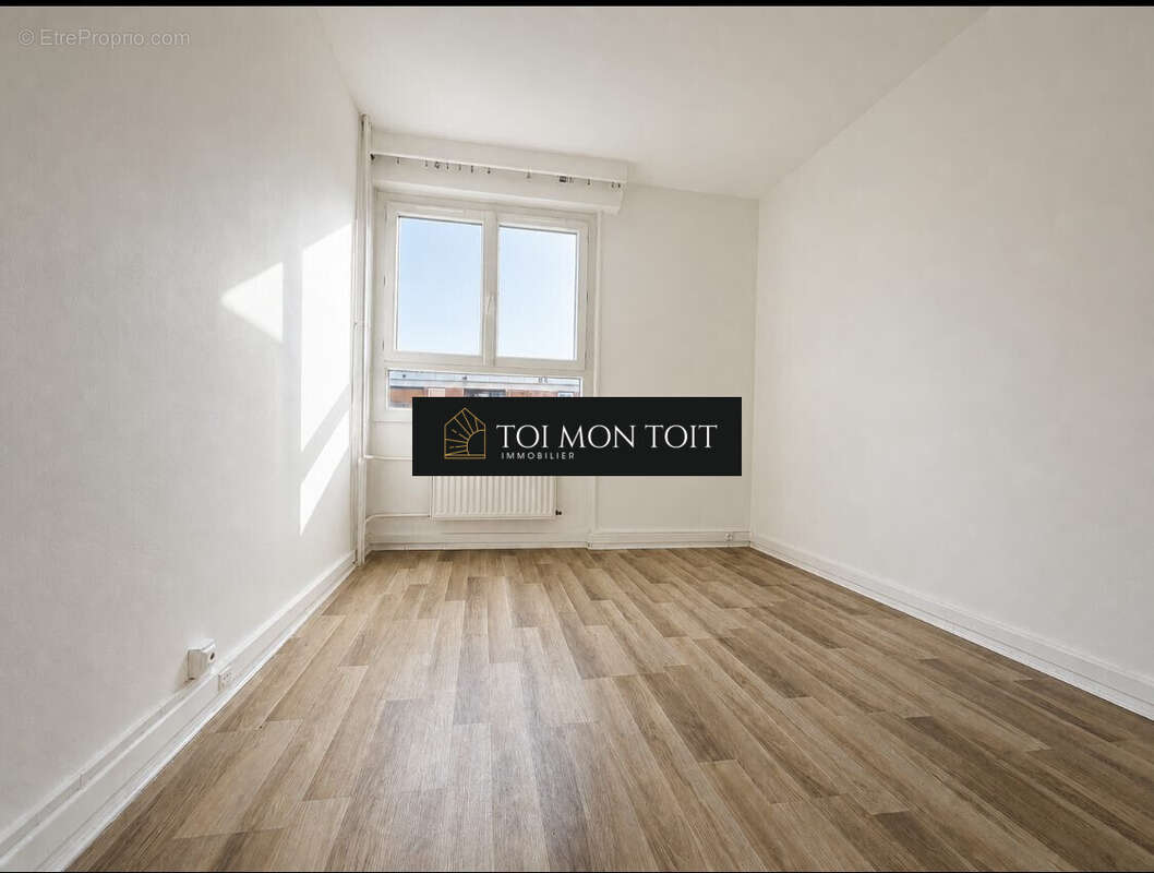 Appartement à SURVILLIERS