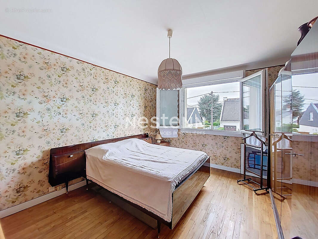 Maison à SAINTE-LUCE-SUR-LOIRE