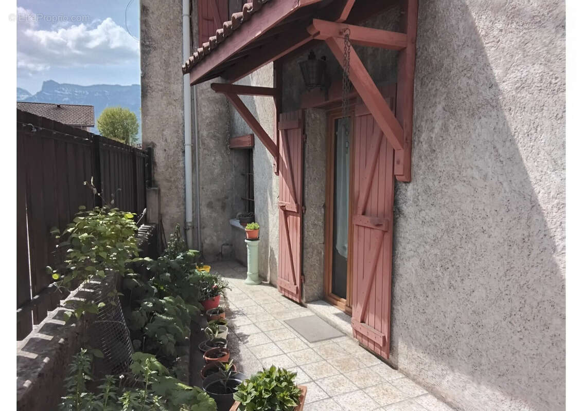 Maison 90 m² à Echirolles  - photo 3