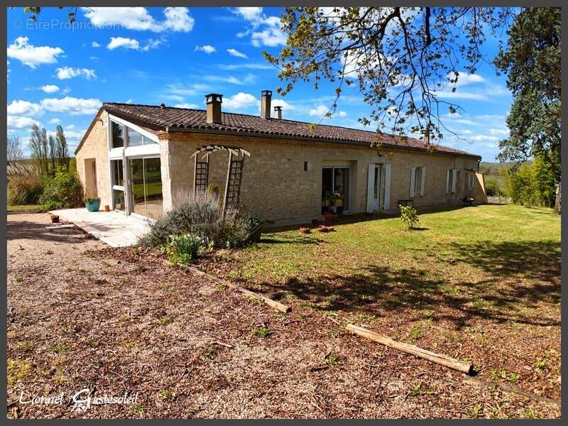 Maison en pierre de charme avec piscine 4 chambres en Gironde dans un cadre rare et privilégié isolée - photo 4