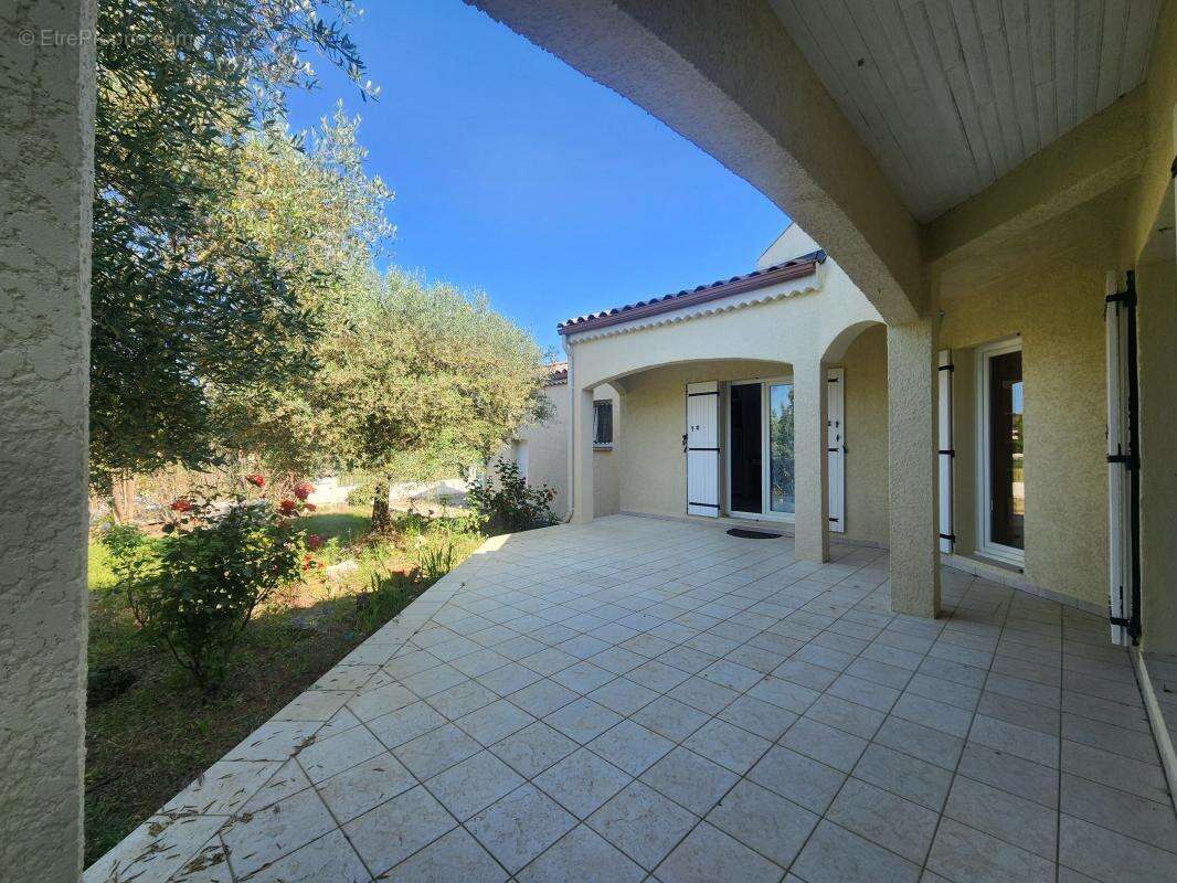 Maison traditionnelle 134 m² sur terrain de 877 m², sans vis-à-vis - photo 6
