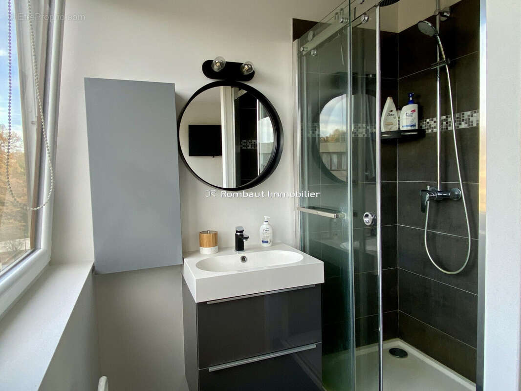 Appartement à LA CELLE-SAINT-CLOUD