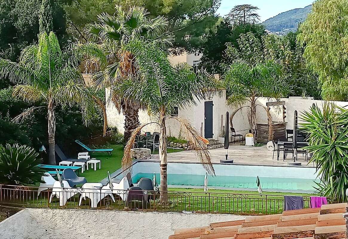 Maison à LA VALETTE-DU-VAR