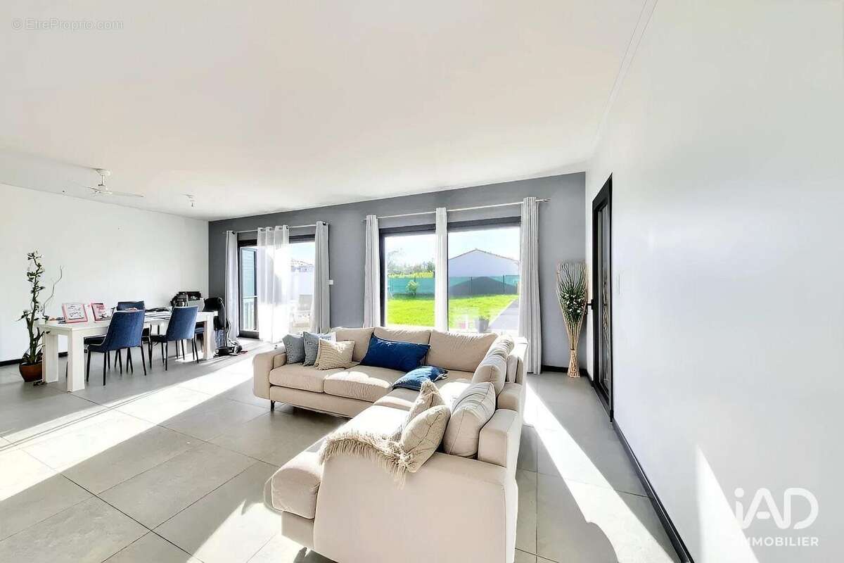 Photo 4 - Maison à CUBZAC-LES-PONTS