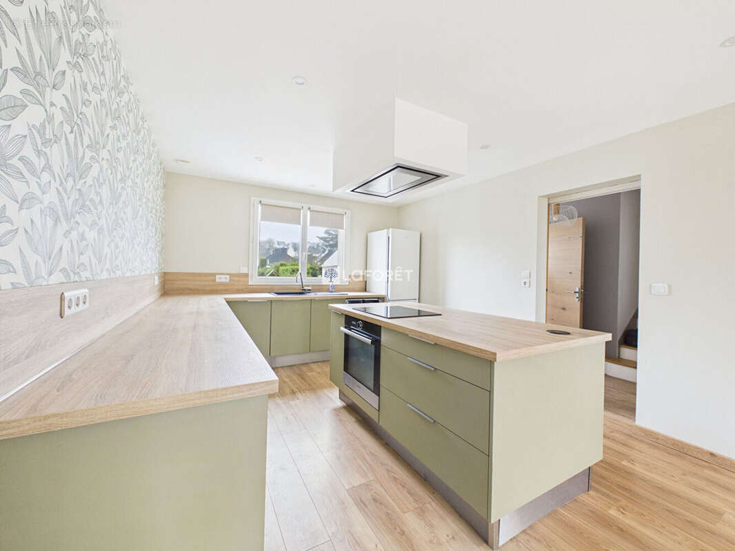 Maison à ERGUE-GABERIC