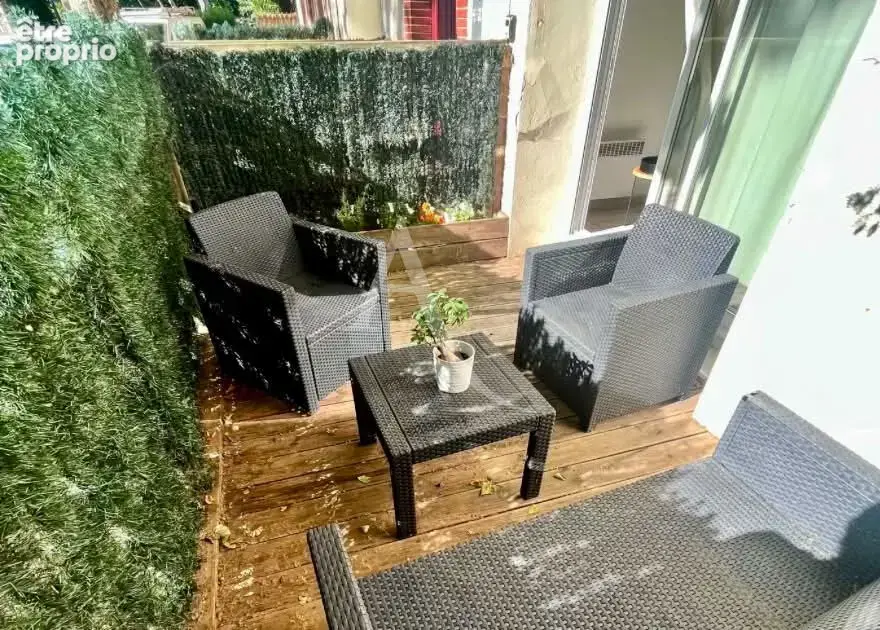 Appartement à LAMALOU-LES-BAINS