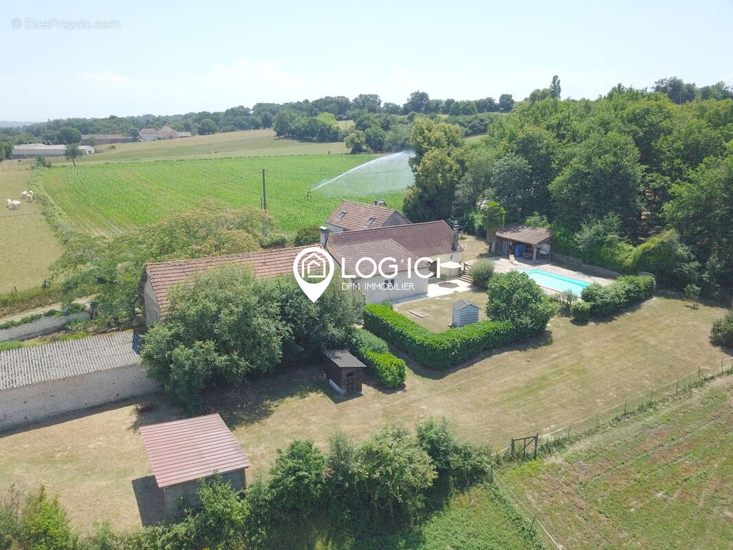 Corps de ferme 6 pieces 190 m2 - photo 28