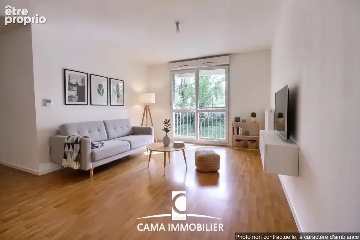Appartement à FONTENAY-LE-FLEURY