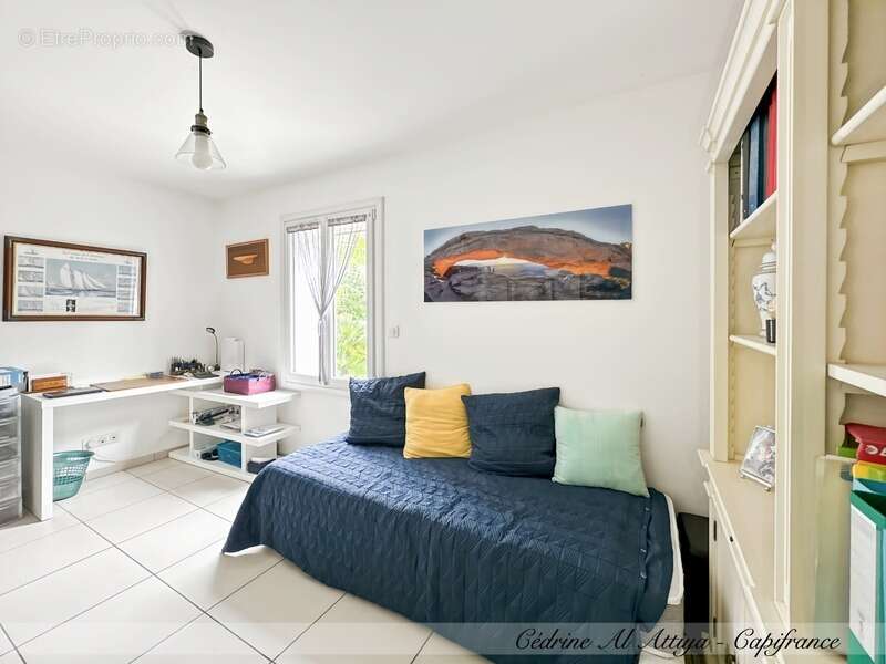 Maison à vendre Périgny, quartier Rompsay, 119m2, plain-pied, garage, jardin, véranda avec jacuzzi - photo 8