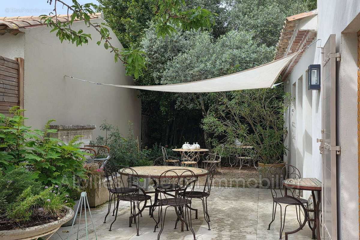 Maison à EYGALIERES