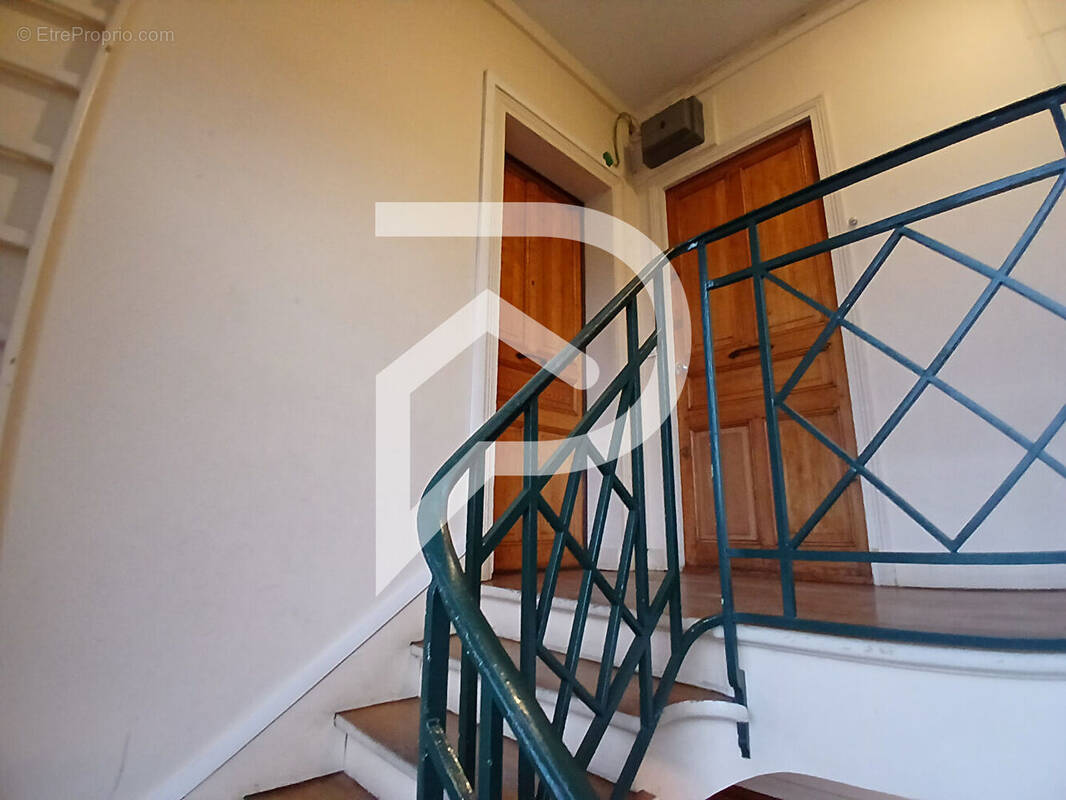 Appartement à COLOMBES