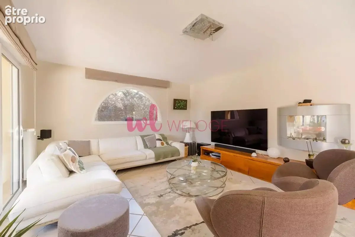 Villa familiale 6 pièces avec piscine- Secteur résidentiel -Pusignan - photo 21