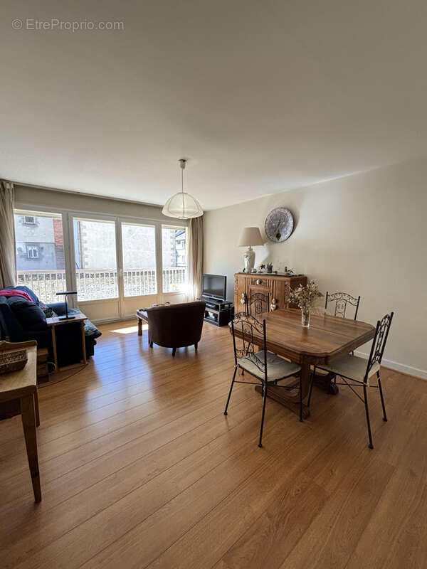 Appartement à AURILLAC