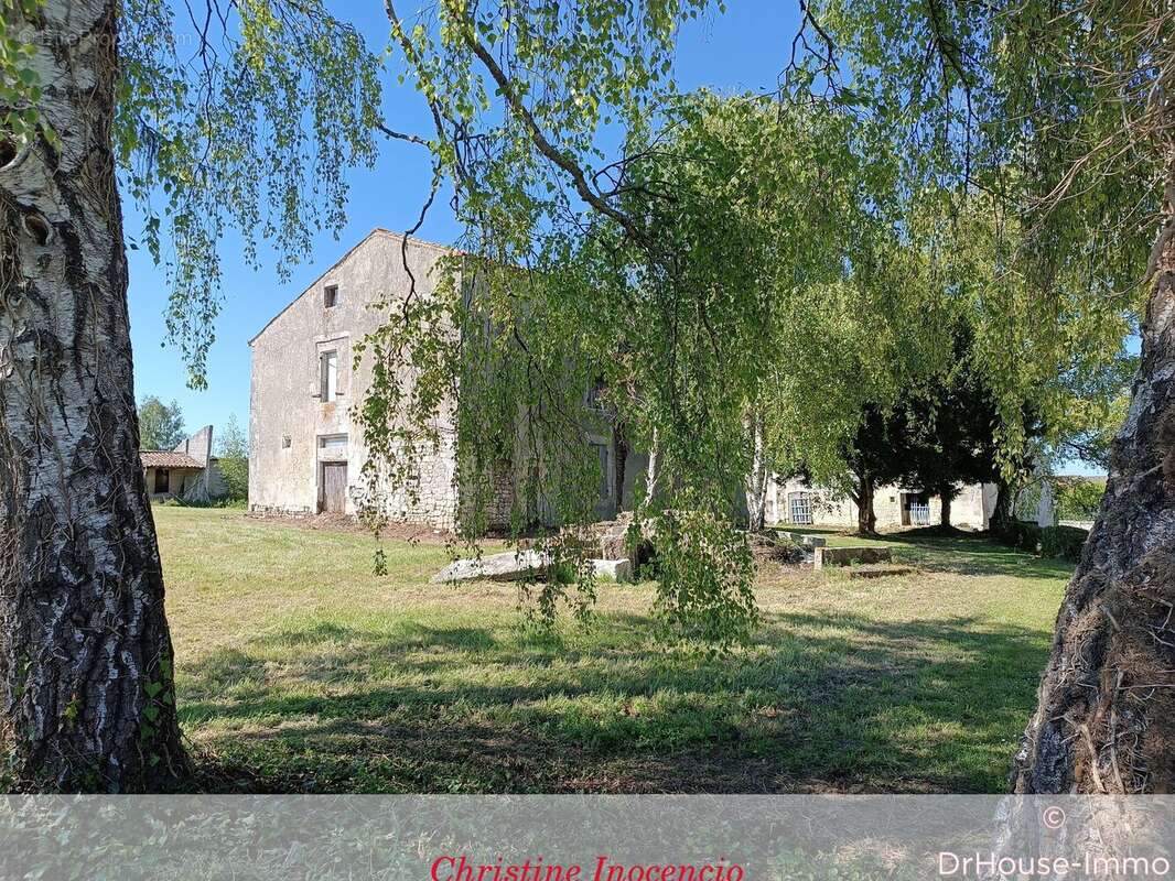 Maison à PONS