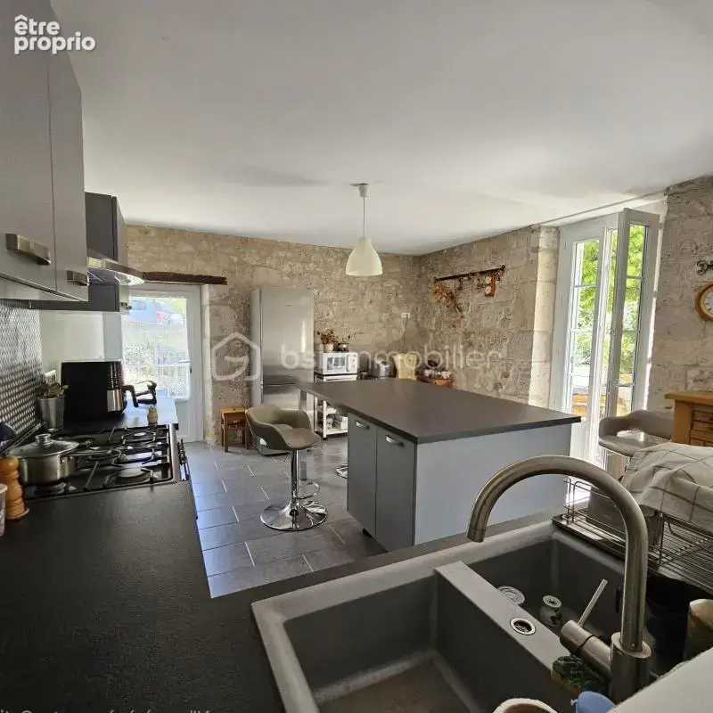 Gers : Superbe maison en pierre de village 195 m², 4 chambres, jardin Astaffort 10 mn - photo 5