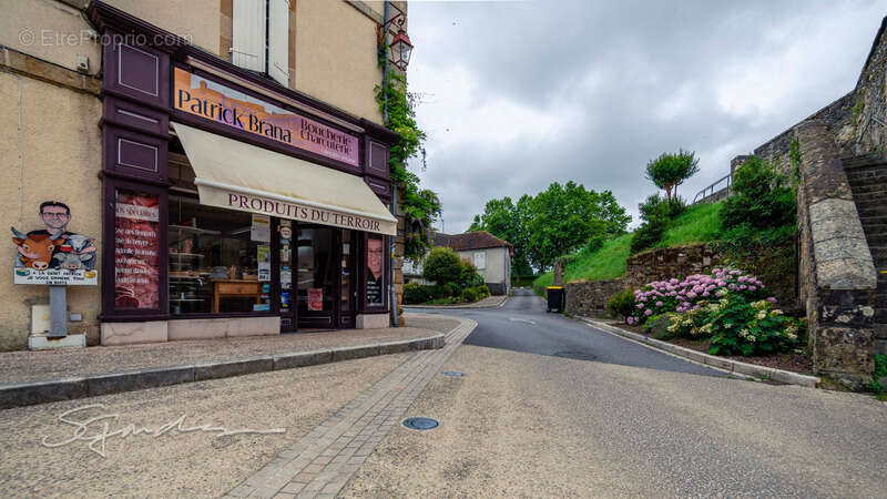 Commerce à NAVARRENX