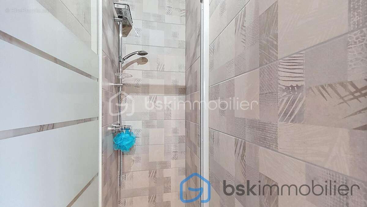 Maison à DOUCHY-LES-MINES