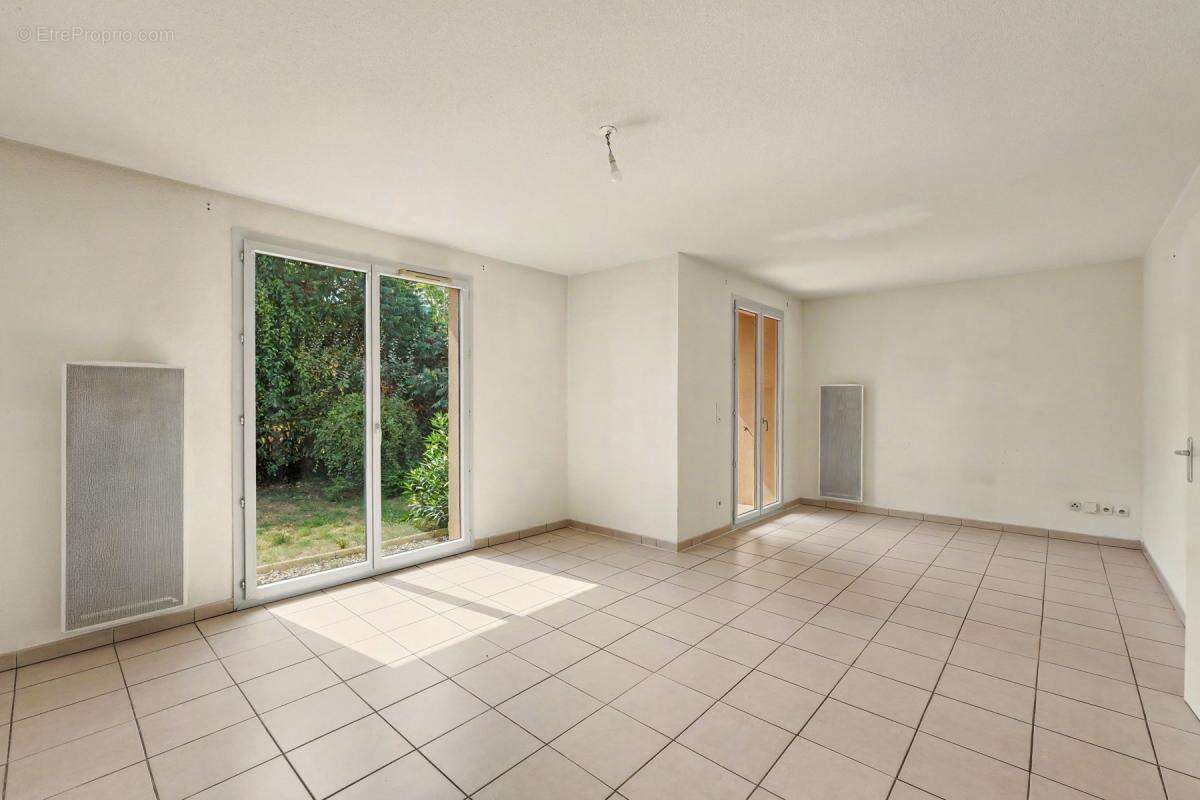 Maison 4 pièces 90 m² - Saint-Jory - Plain-pied avec jardin, garage et terrasse - photo 4