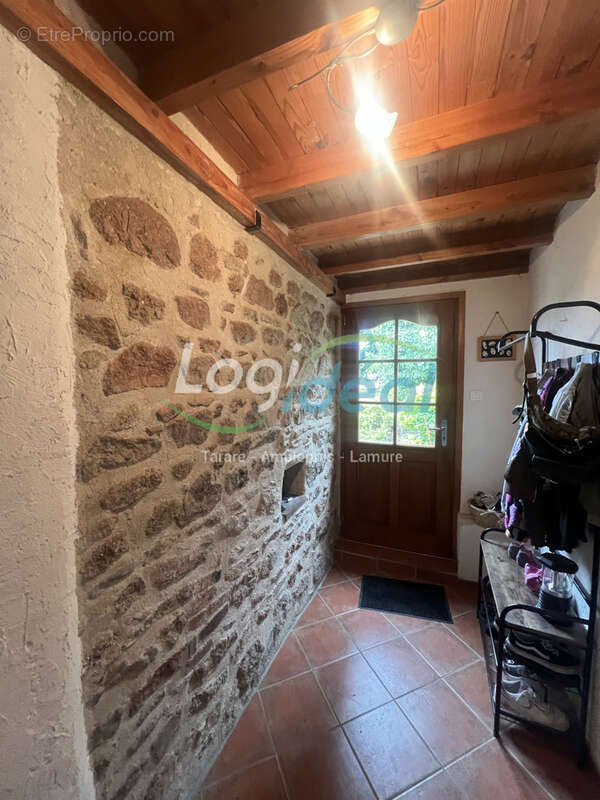 Maison à AMPLEPUIS