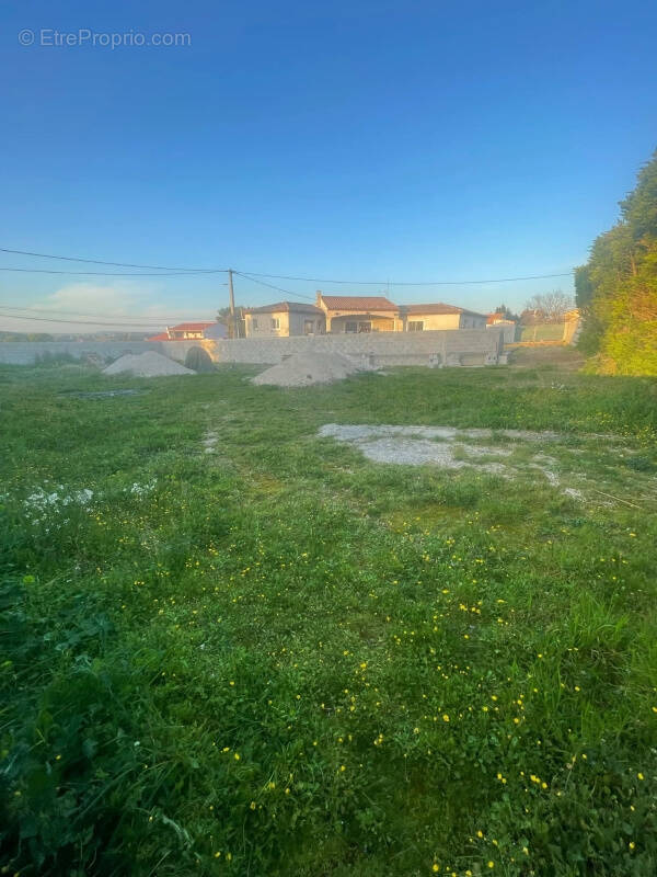 Terrain à LES PENNES-MIRABEAU