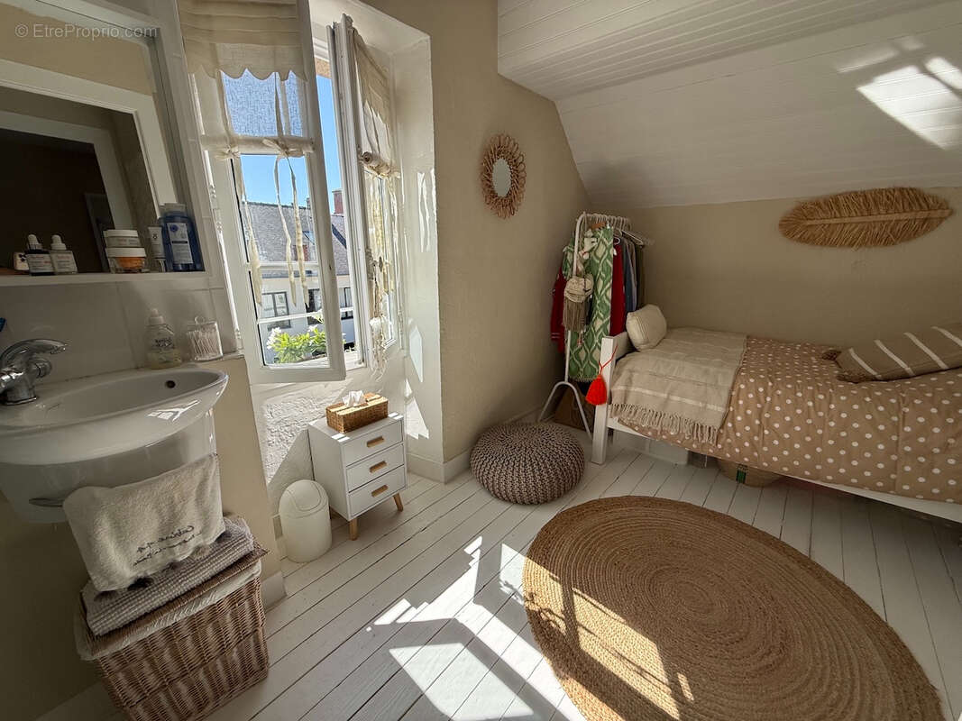 Maison à LE POULIGUEN