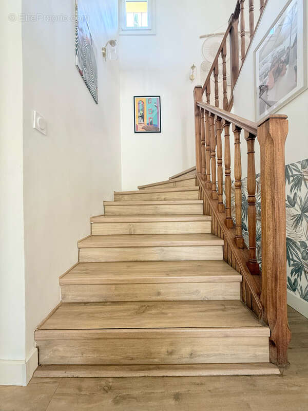La valette du var - maison 5 pieces - 130m2 avec piscine - photo 7