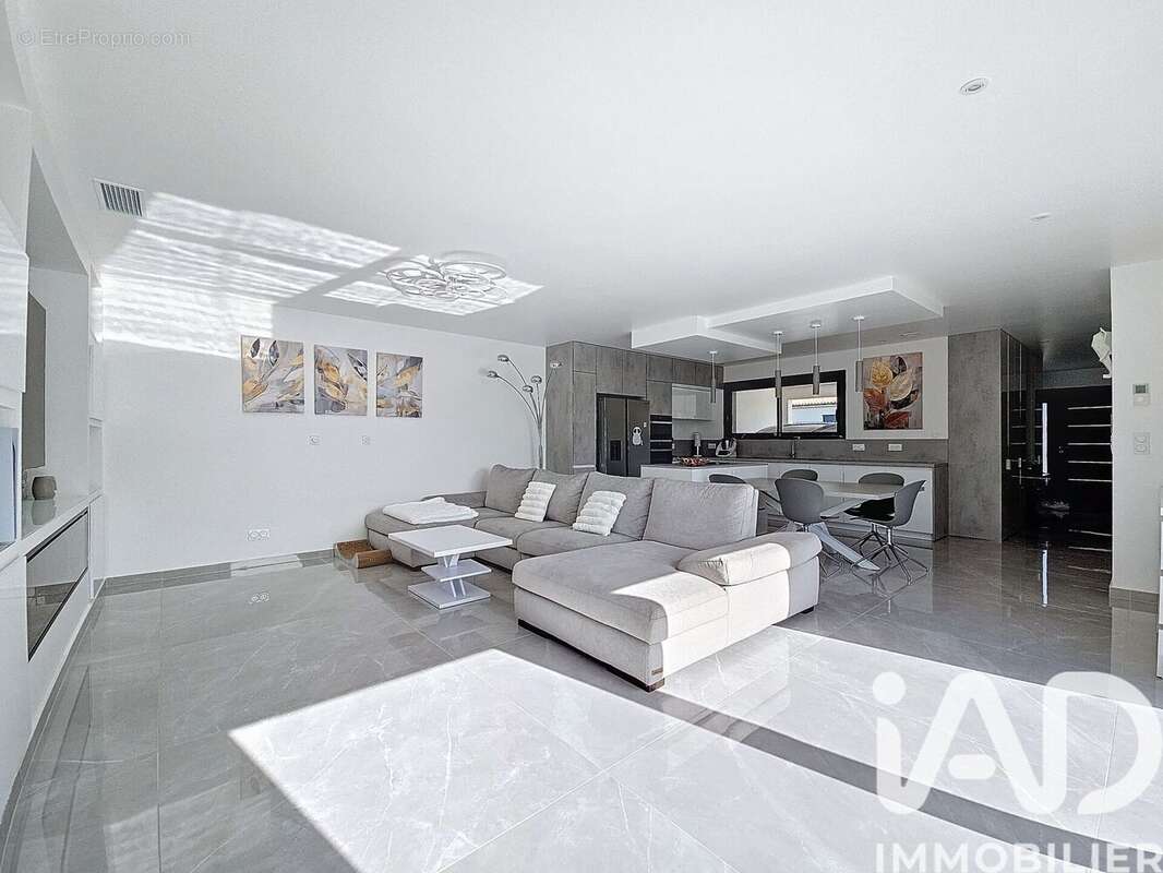 Photo 4 - Maison à ARTIGUES-PRES-BORDEAUX