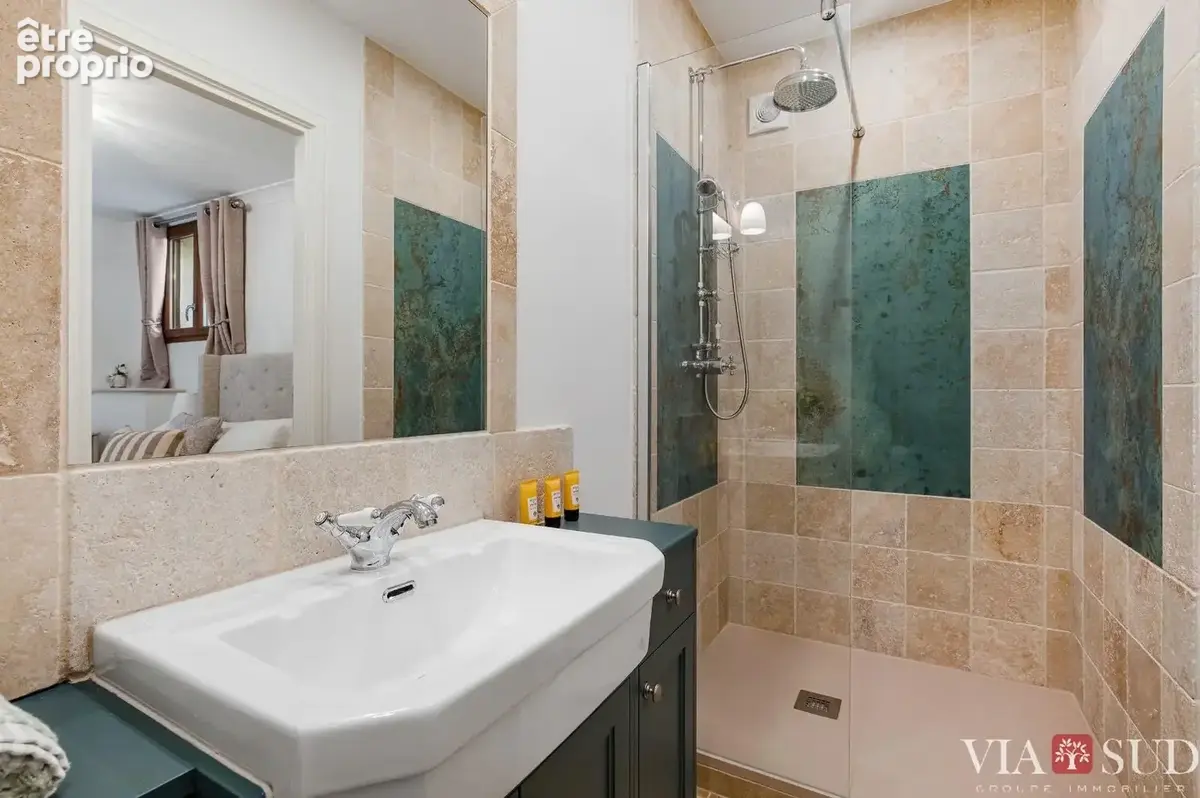 Ensemble immobilier avec 2 logements, piscine et garages  176 m² - photo 37