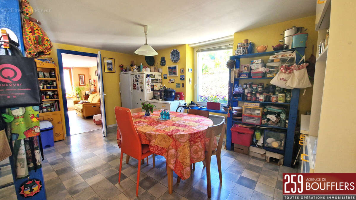 Vandoeuvre-les-nancy / duplex avec balcon, jardinet et parking - photo 5