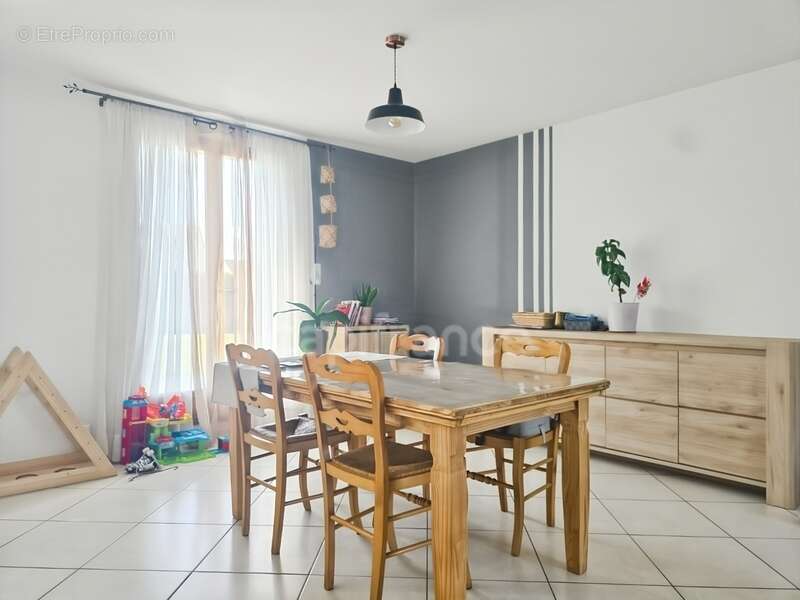 Maison à CONNERRE