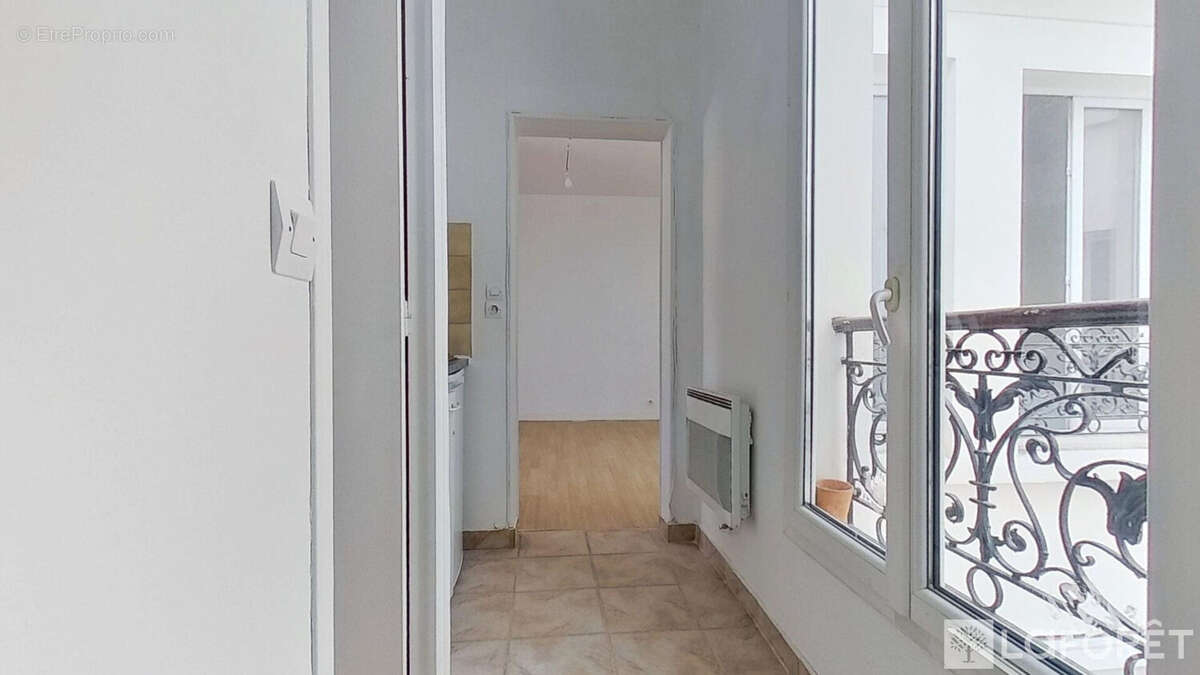 Appartement à PARIS-17E