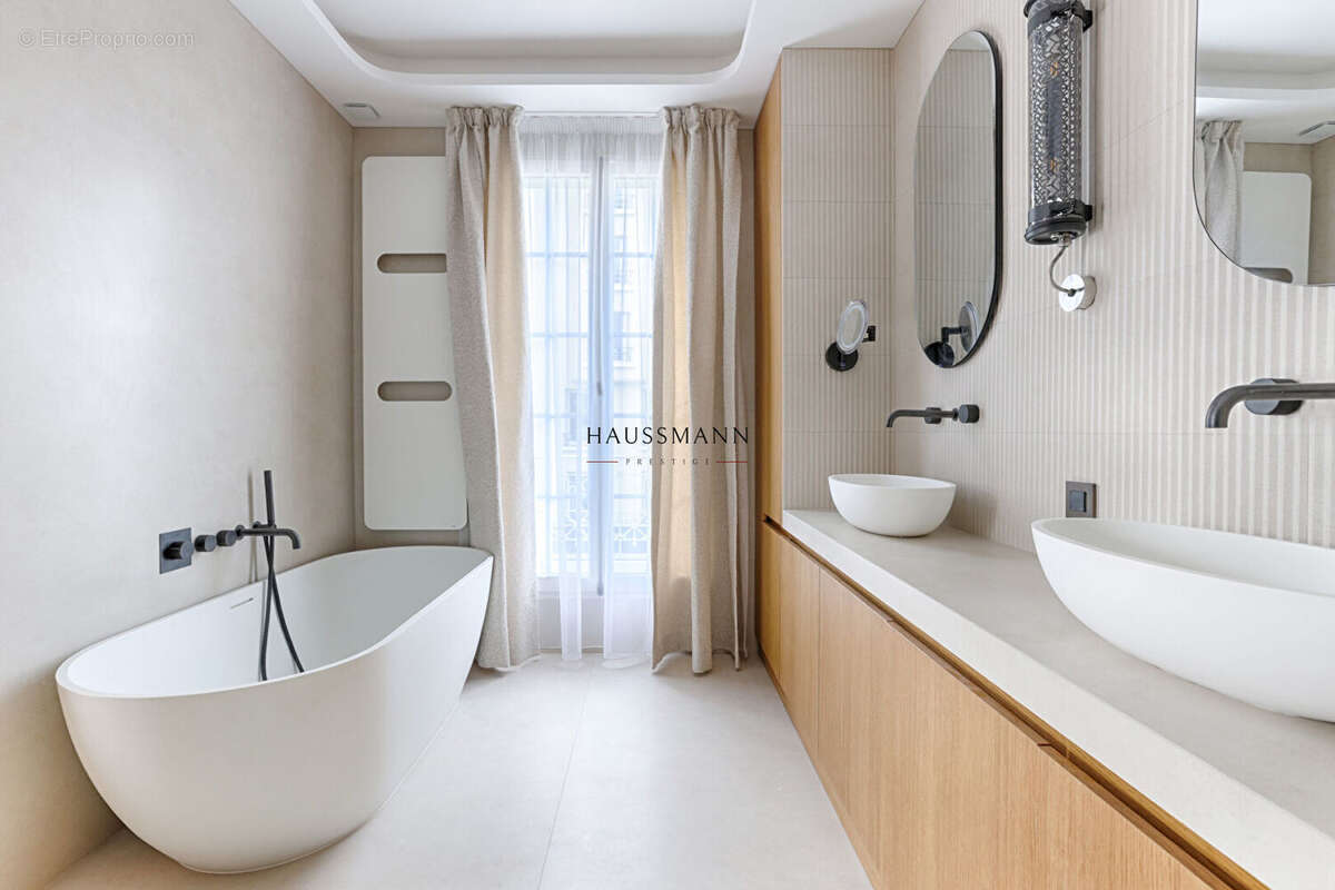 Maison à BOULOGNE-BILLANCOURT