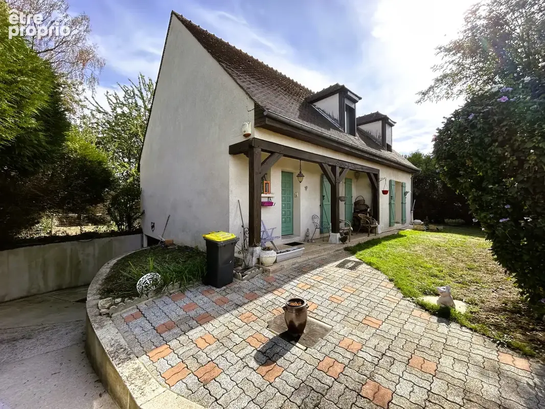 Photo Maison à Villers-Saint-Frambourg au prix de 565 000€
