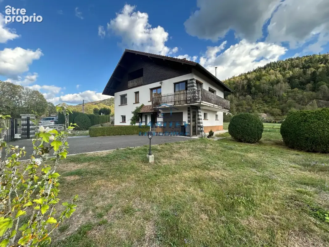 Maison 6 pièces 137 m² · à Servance-Miellin · 137 m² · 169 000 €