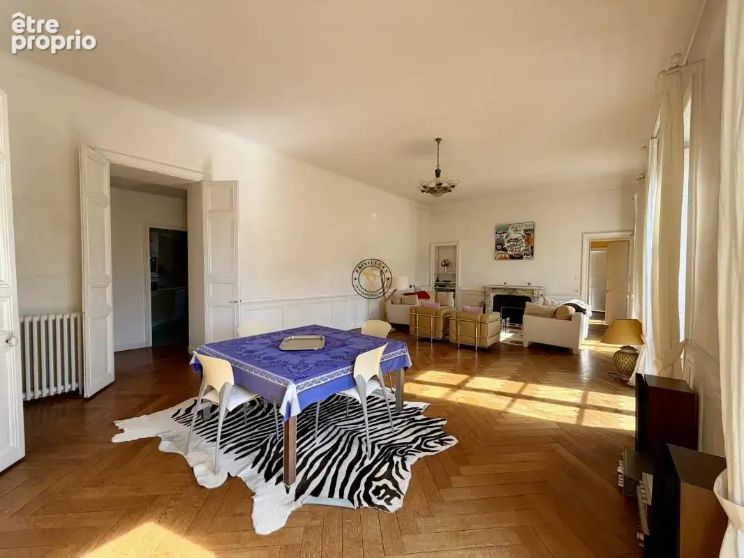 Appartement Place de la Monnaie avec vue - Nantes quartier Gra - photo 2