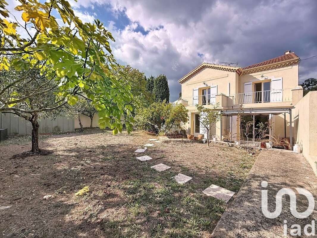 Photo 2 - Maison à MOUGINS