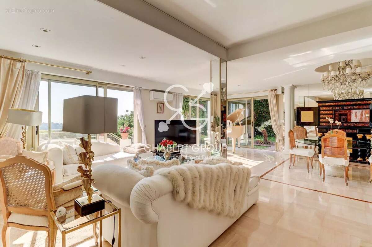 Maison à VILLEFRANCHE-SUR-MER