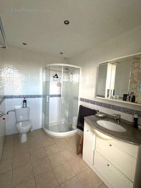 salle d&#039;eau ch 4 - Maison à FLEURANCE