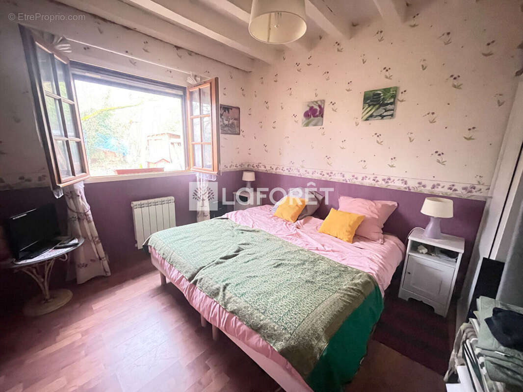 Maison à MOUSSEAUX-SUR-SEINE