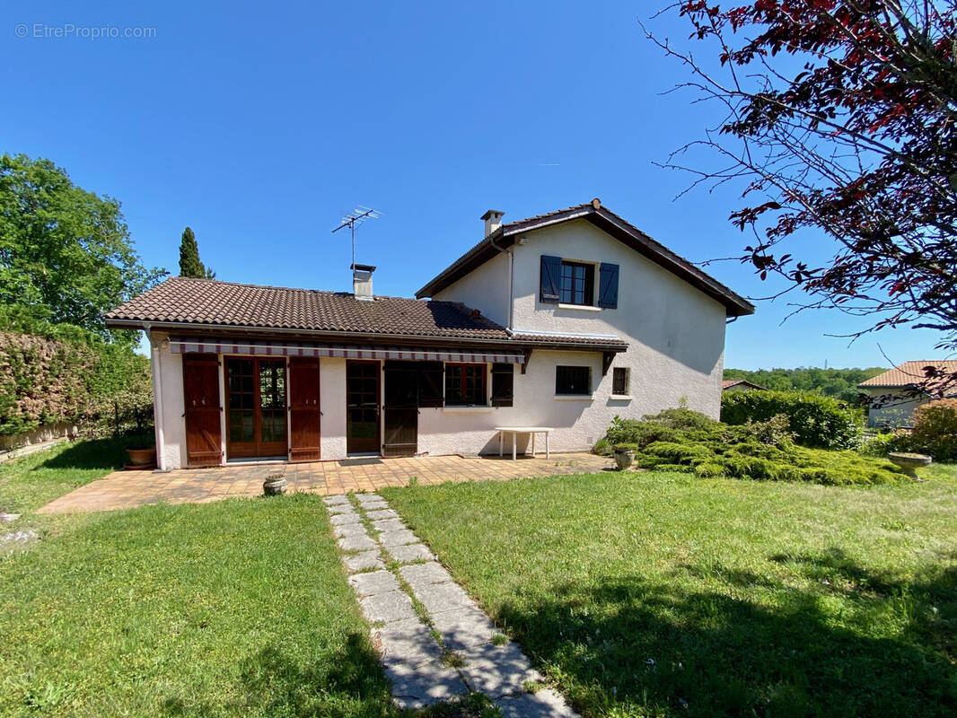 Maison à VILLENAVE-D&#039;ORNON