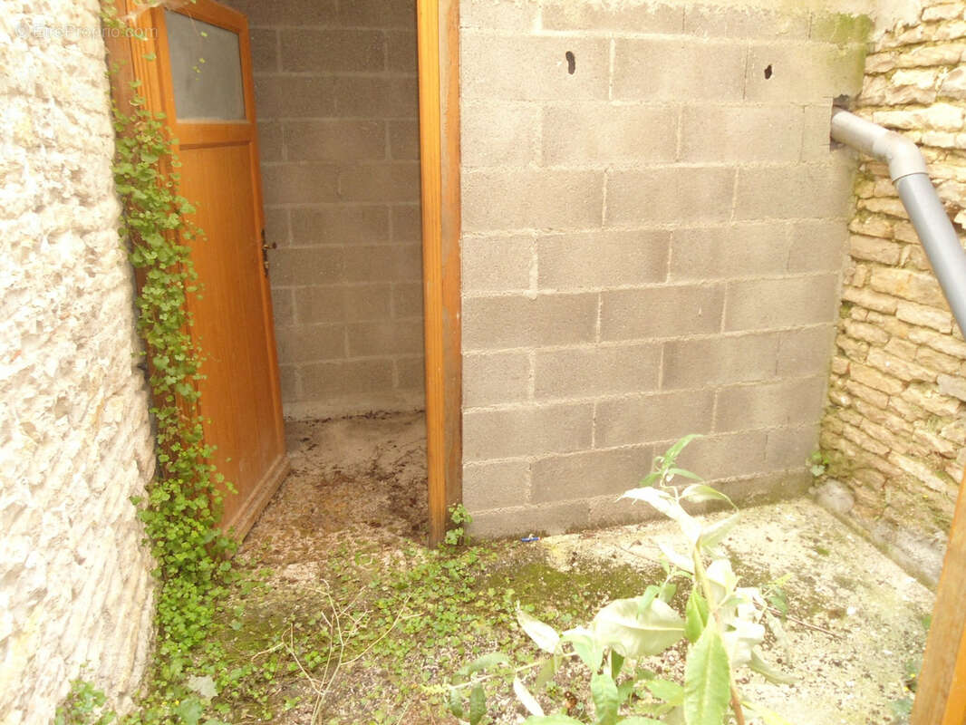 Maison à BAR-SUR-AUBE