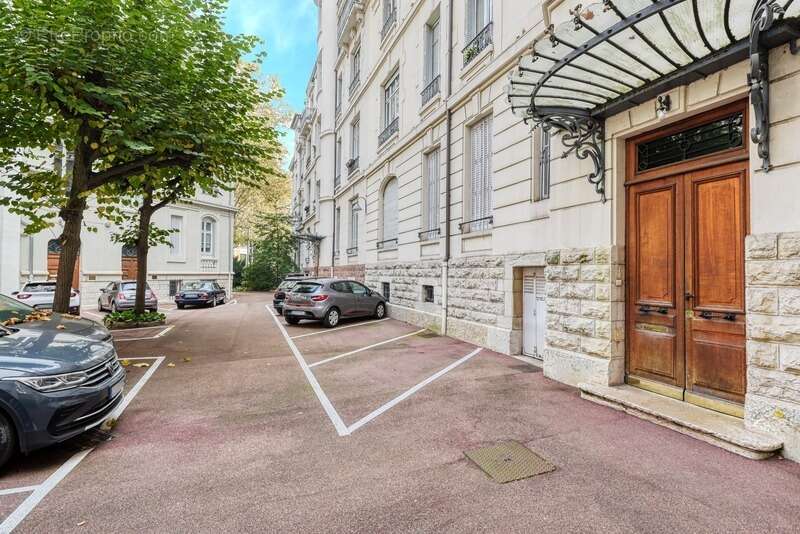 Appartement à LYON-6E