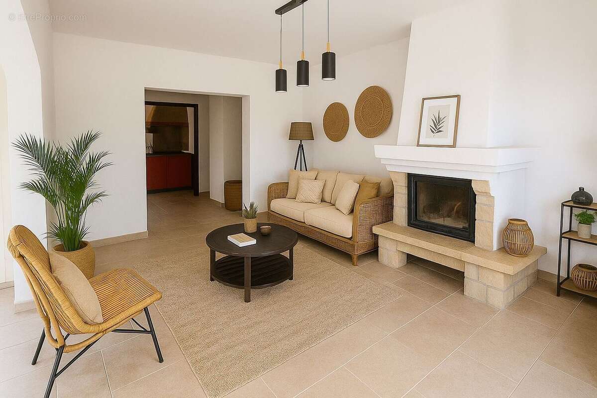 Maison à PUGET-SUR-ARGENS