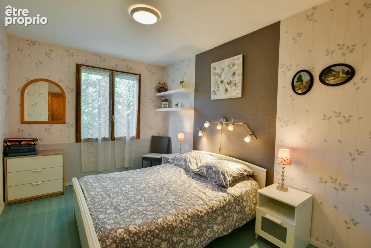 Maison plein de charme ,11pièce(s) 156 m2, 2 logements, garage et piscine - photo 10