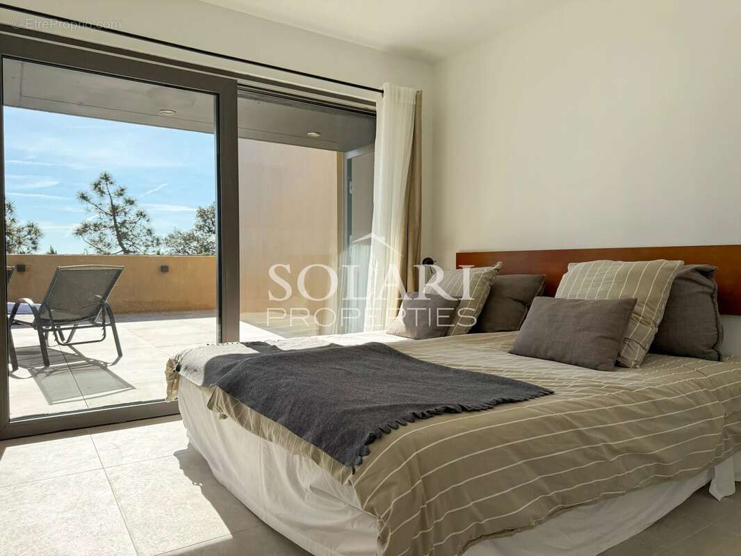 Maison à THEOULE-SUR-MER