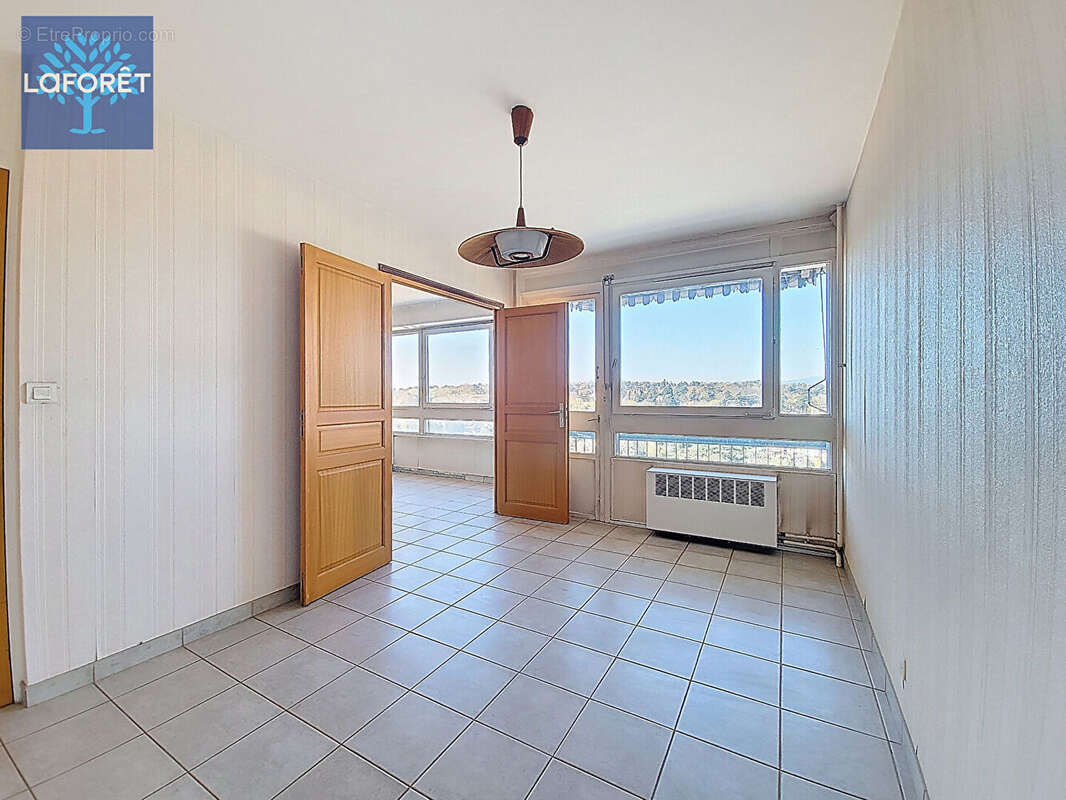 Appartement à OULLINS